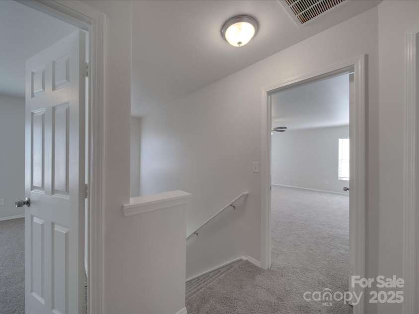 4018 Larkhaven Village Drive, Charlotte, NC 28215.  MLS# CAR4248378, YatesRealty ID 6360. 