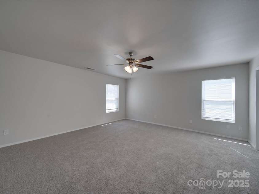 4018 Larkhaven Village Drive, Charlotte, NC 28215.  MLS# CAR4248378, YatesRealty ID 6360. 