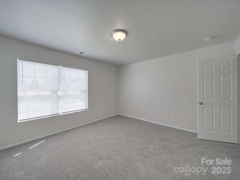 4018 Larkhaven Village Drive, Charlotte, NC 28215.  MLS# CAR4248378, YatesRealty ID 6360. 