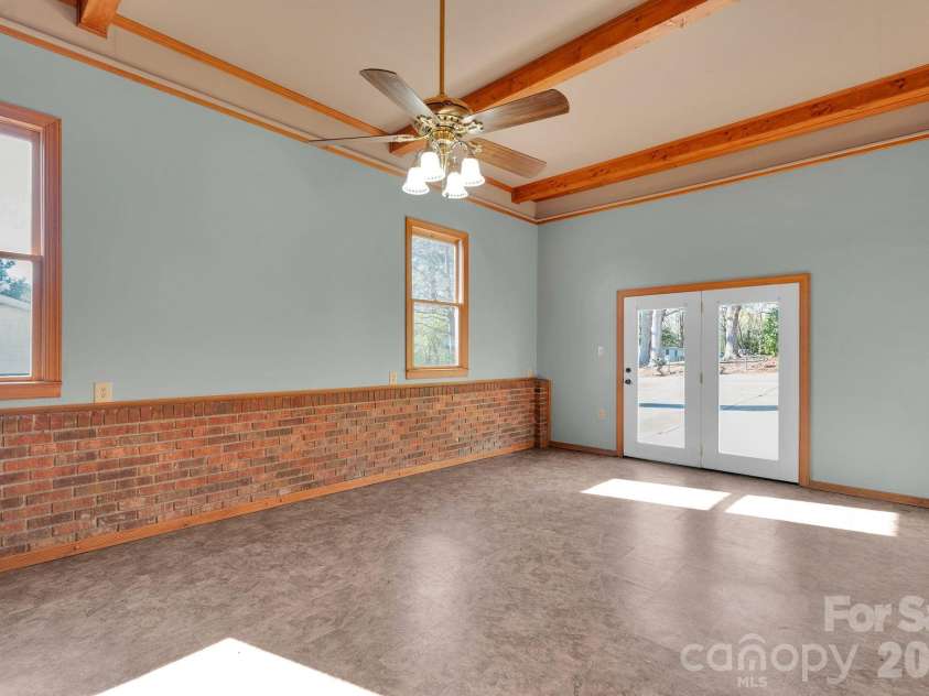 518 Melton Street, Chester, SC 29706.  MLS# CAR4357226, YatesRealty ID 6360. 