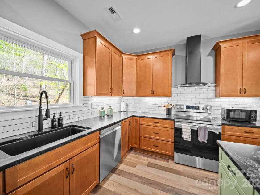 111 Ash Creek Lane, Rutherfordton, NC 28139.  MLS# CAR4248420, YatesRealty ID 6361. 