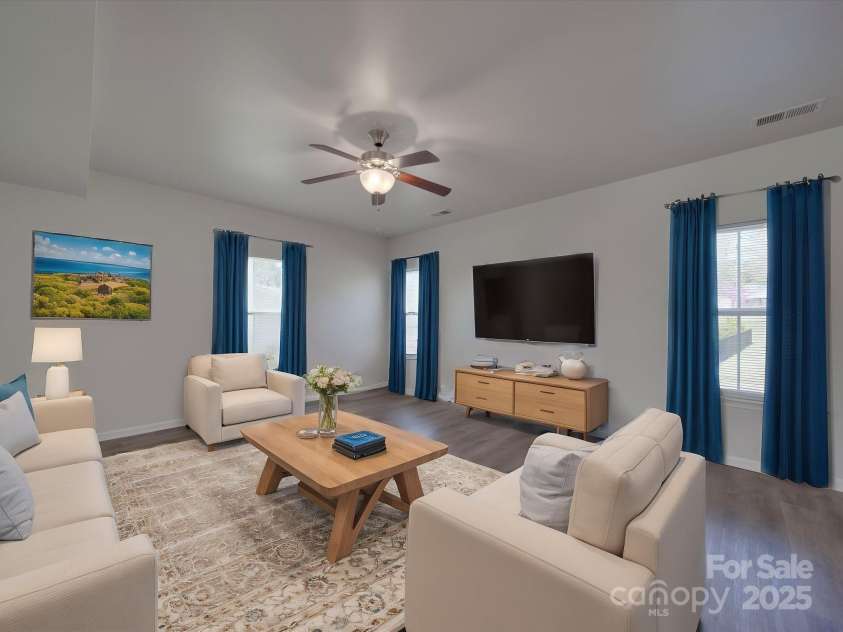 1210 Longwall Lane, Matthews, NC 28104.  MLS# CAR4248160, YatesRealty ID 6362. 