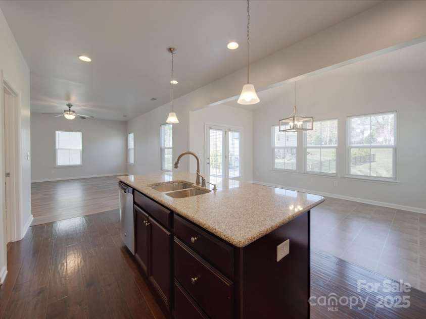 1210 Longwall Lane, Matthews, NC 28104.  MLS# CAR4248160, YatesRealty ID 6362. 