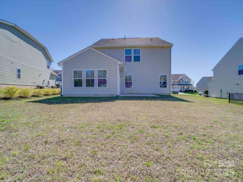 1210 Longwall Lane, Matthews, NC 28104.  MLS# CAR4248160, YatesRealty ID 6362. 