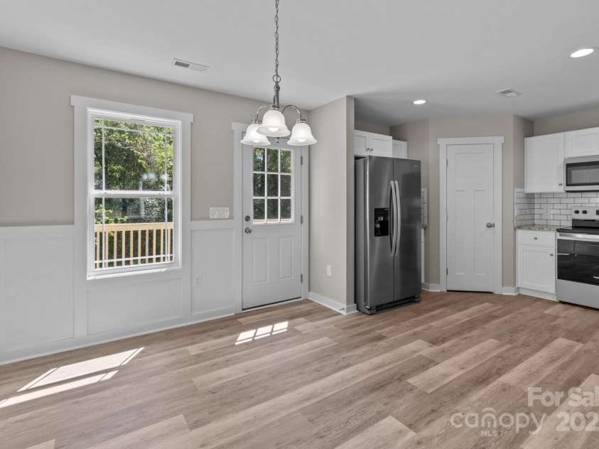 112 Cleveland Avenue, Albemarle, NC 28001.  MLS# CAR4248120, YatesRealty ID 6363. Dining