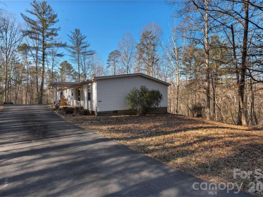 3435 Nelson Lane, Morganton, NC 28655.  MLS# CAR4338713, YatesRealty ID 6363. 