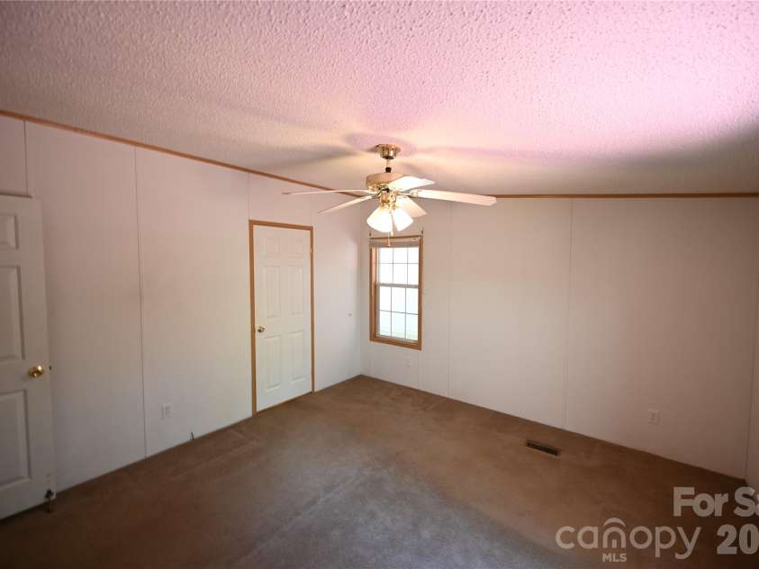 3435 Nelson Lane, Morganton, NC 28655.  MLS# CAR4420562, YatesRealty ID 6363. 