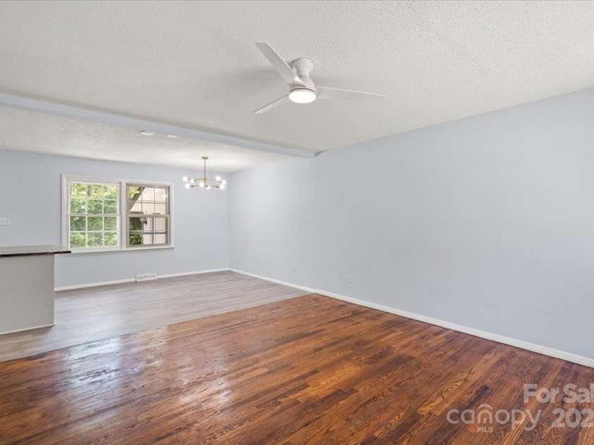 2515 Danforth Lane, Charlotte, NC 28208.  MLS# CAR4248441, YatesRealty ID 6364. 