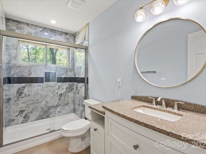 2515 Danforth Lane, Charlotte, NC 28208.  MLS# CAR4248441, YatesRealty ID 6364. 