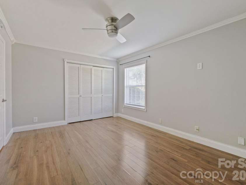 2610 Park Road, Charlotte, NC 28209.  MLS# CAR4383163, YatesRealty ID 6366. 