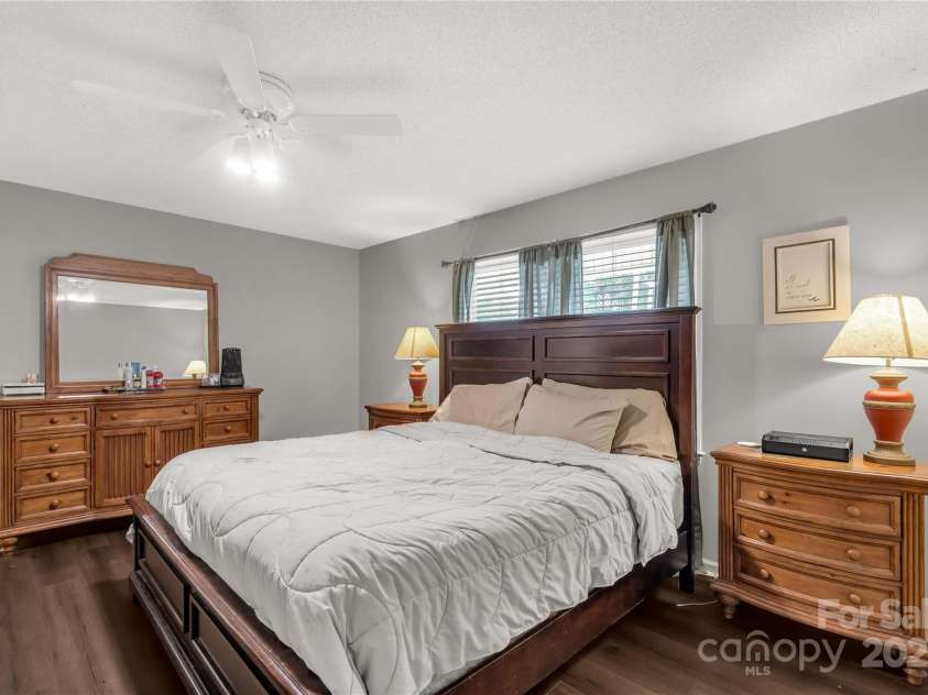 1990 Country Club Drive, Lancaster, SC 29720.  MLS# CAR4247725, YatesRealty ID 6368. 