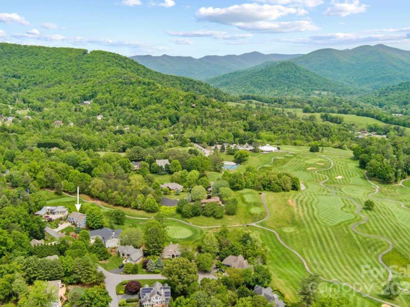 6 Valley Drive, Weaverville, NC 28787.  MLS# CAR4246234, YatesRealty ID 6369. 