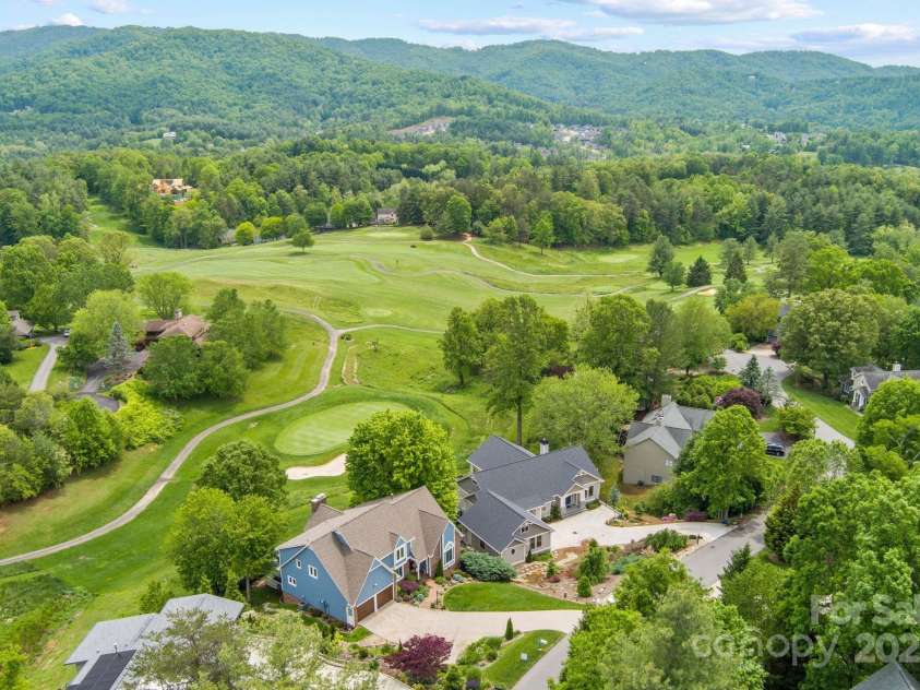 6 Valley Drive, Weaverville, NC 28787.  MLS# CAR4246234, YatesRealty ID 6369. 