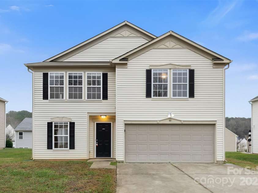 181 Hunter Park Drive, York, SC 29745.  MLS# CAR4327999, YatesRealty ID 6371. 