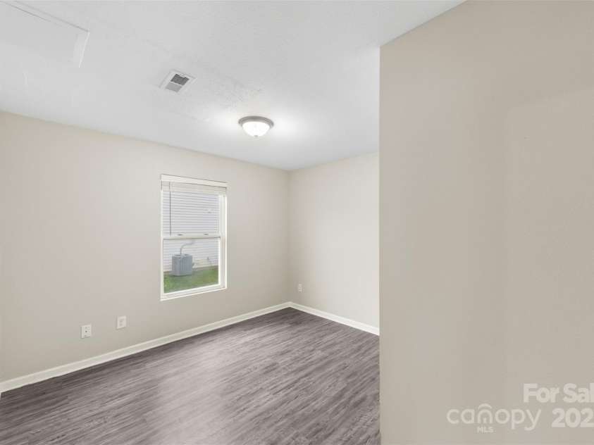 181 Hunter Park Drive, York, SC 29745.  MLS# CAR4327999, YatesRealty ID 6371. 