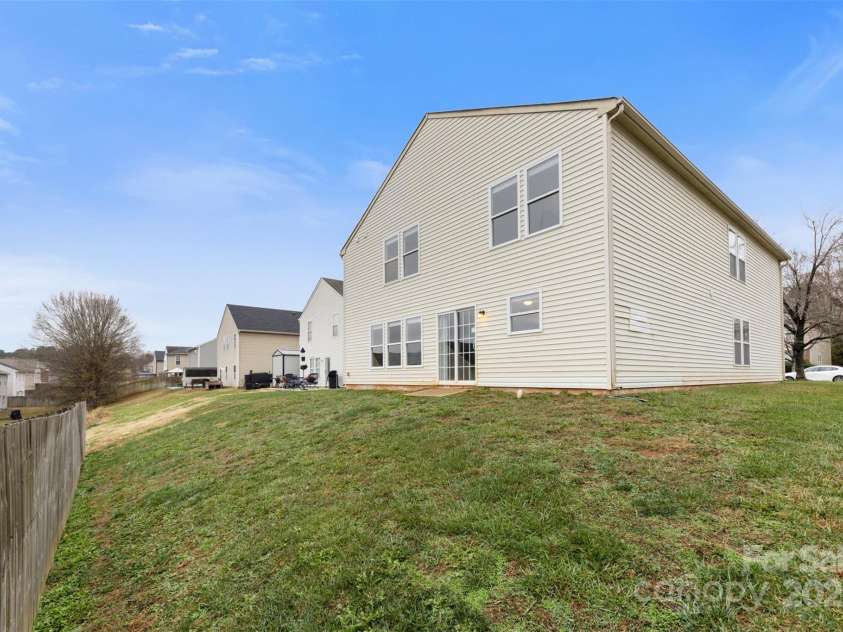 181 Hunter Park Drive, York, SC 29745.  MLS# CAR4327999, YatesRealty ID 6371. 