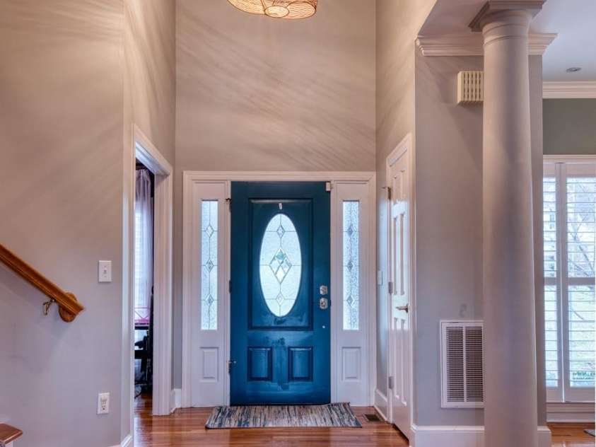 649 46th Avenue Drive, Hickory, NC 28601.  MLS# CAR4222186, YatesRealty ID 6371. 