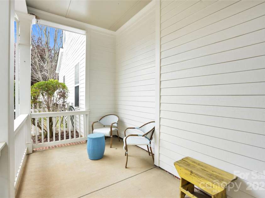 140 Parkview Street, Davidson, NC 28036.  MLS# CAR4245370, YatesRealty ID 6372. 