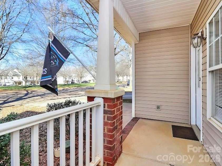 5426 Franklin Springs Circle, Charlotte, NC 28217.  MLS# CAR4352546, YatesRealty ID 6372. 