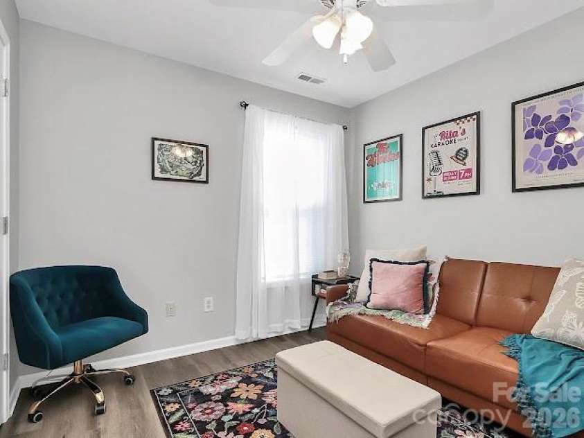 5426 Franklin Springs Circle, Charlotte, NC 28217.  MLS# CAR4352546, YatesRealty ID 6372. 