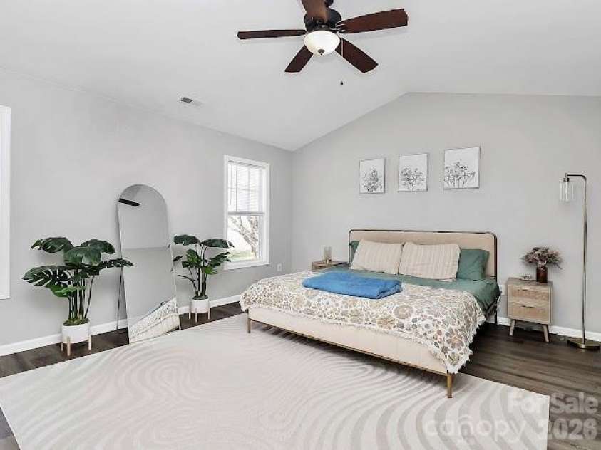 5426 Franklin Springs Circle, Charlotte, NC 28217.  MLS# CAR4352546, YatesRealty ID 6372. 