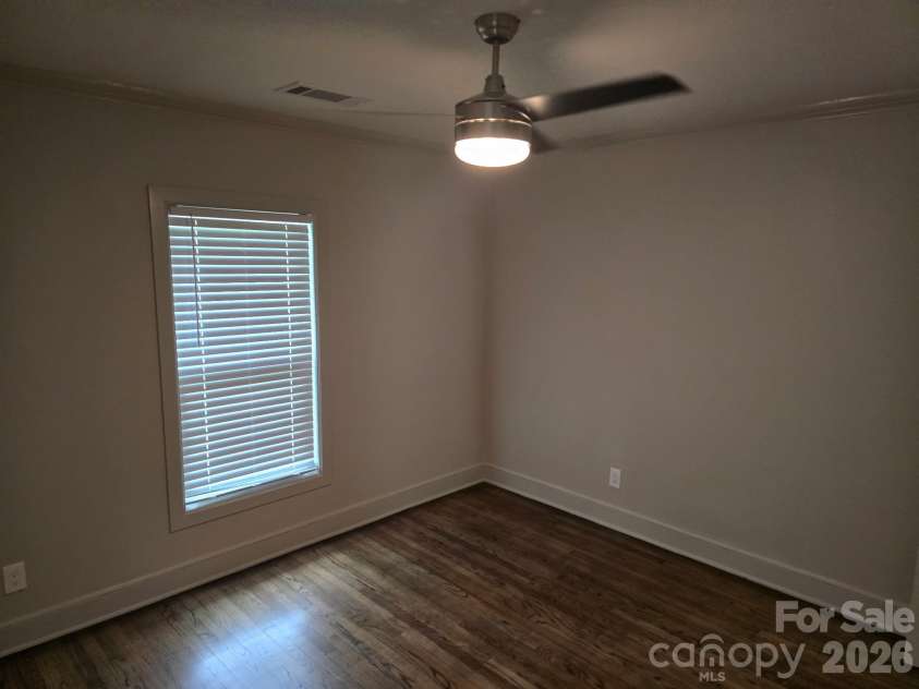 126 Sunset Drive, Chester, SC 29706.  MLS# CAR4290675, YatesRealty ID 6373. 