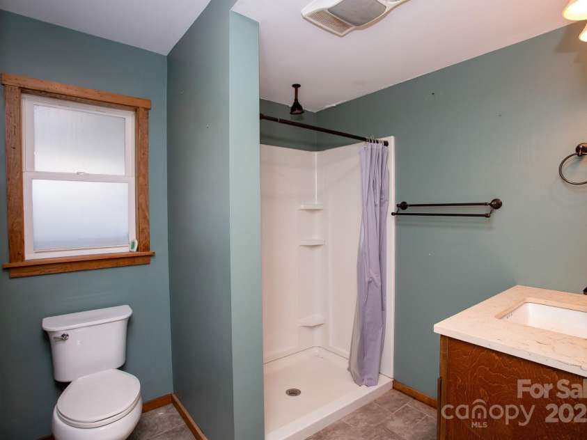 9 Eller Ford Road, Weaverville, NC 28787.  MLS# CAR4203004, YatesRealty ID 6373. 