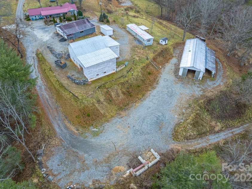 9 Eller Ford Road, Weaverville, NC 28787.  MLS# CAR4203004, YatesRealty ID 6373. 