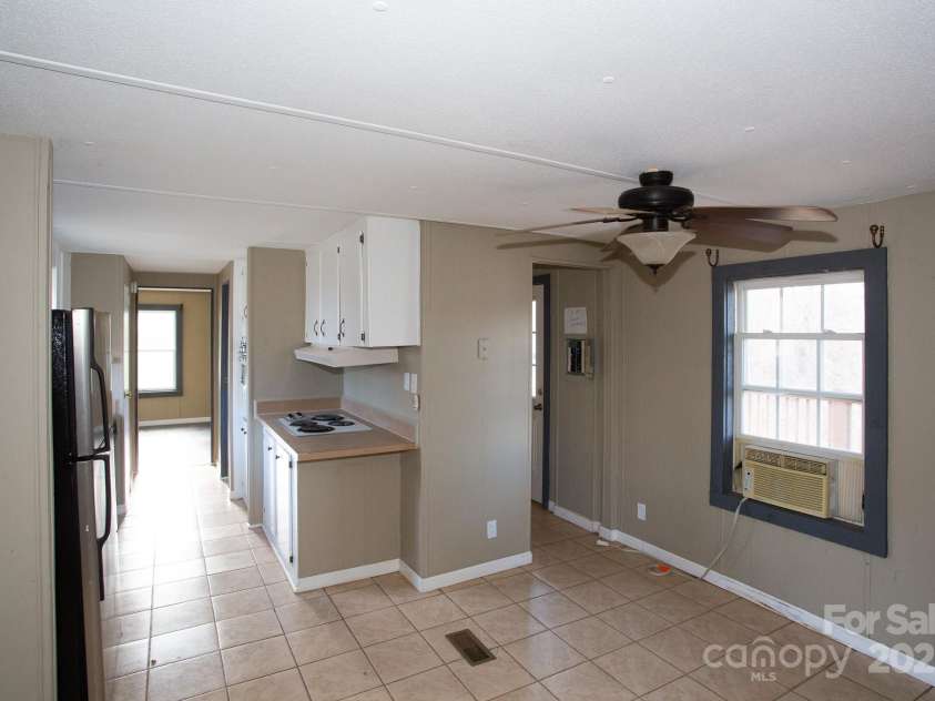 9 Eller Ford Road, Weaverville, NC 28787.  MLS# CAR4203004, YatesRealty ID 6373. 