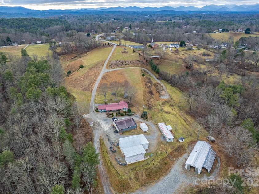 9 Eller Ford Road, Weaverville, NC 28787.  MLS# CAR4203004, YatesRealty ID 6373. 