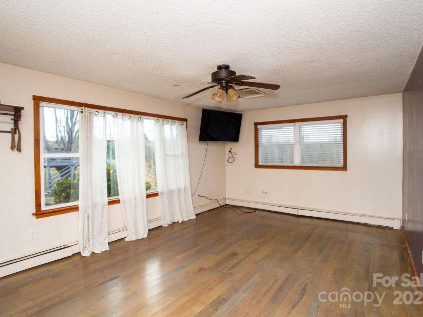 9 Eller Ford Road, Weaverville, NC 28787.  MLS# CAR4203004, YatesRealty ID 6373. Bedroom