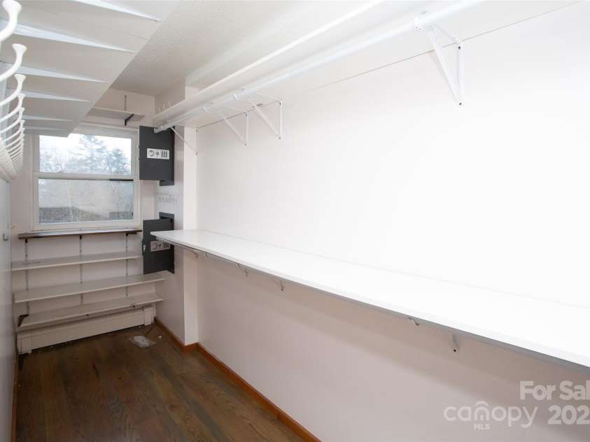 9 Eller Ford Road, Weaverville, NC 28787.  MLS# CAR4203004, YatesRealty ID 6373. Spacious Closets