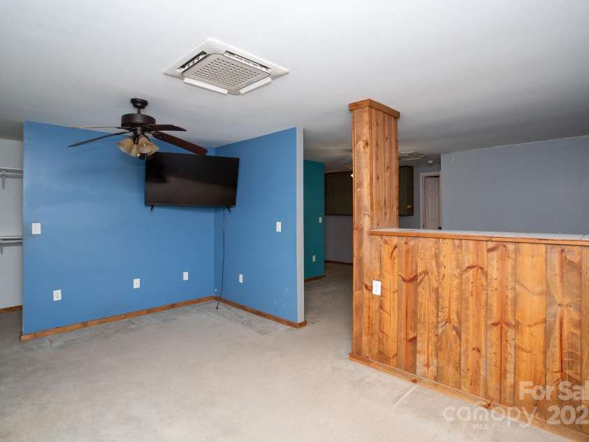 9 Eller Ford Road, Weaverville, NC 28787.  MLS# CAR4203004, YatesRealty ID 6373. Spare Room