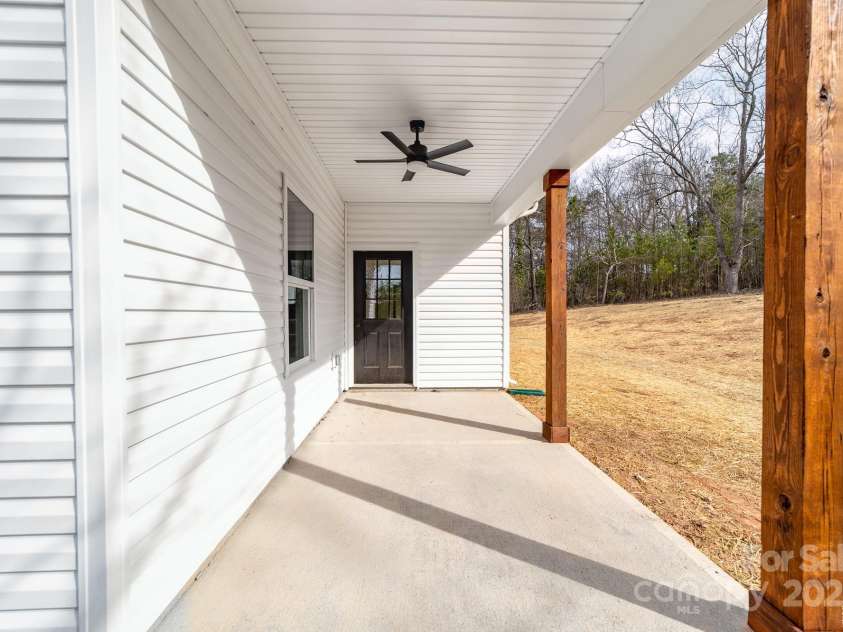 1306 Eddie Street, Gastonia, NC 28054.  MLS# CAR4207856, YatesRealty ID 6375. 