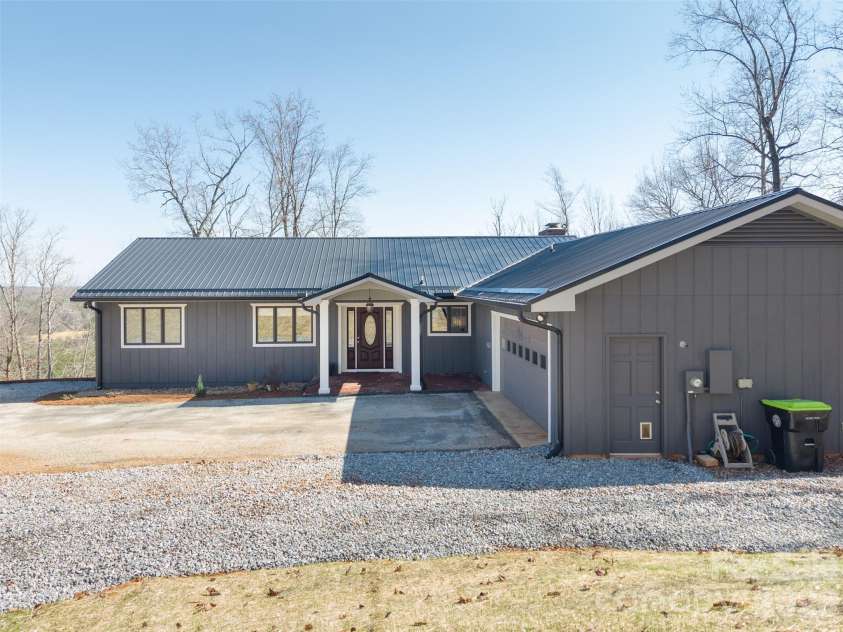 344 Hague Drive, Columbus, NC 28722.  MLS# CAR4350359, YatesRealty ID 6377. Front view