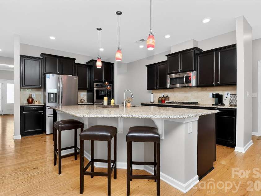 17320 Belmont Stakes Lane, Charlotte, NC 28278.  MLS# CAR4357373, YatesRealty ID 6378. 