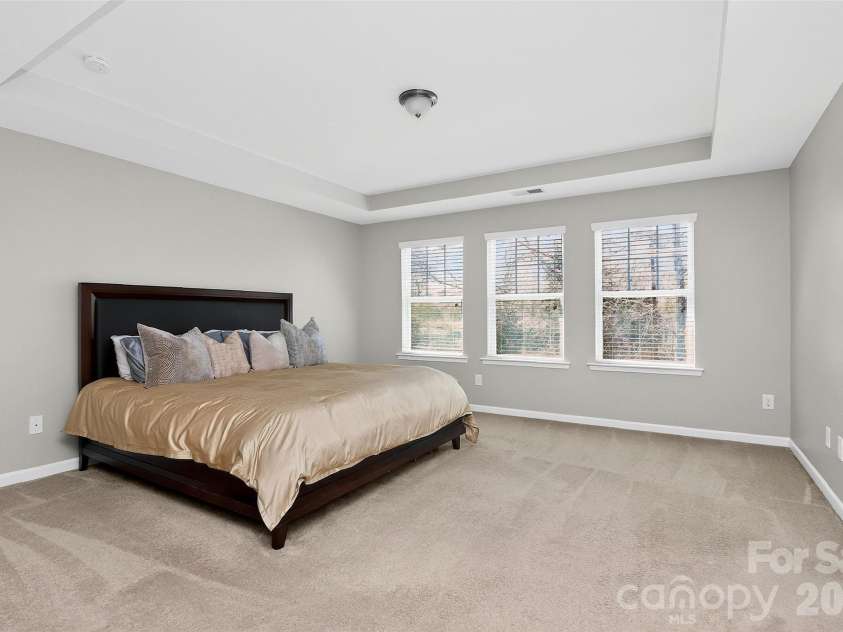 17320 Belmont Stakes Lane, Charlotte, NC 28278.  MLS# CAR4357373, YatesRealty ID 6378. 