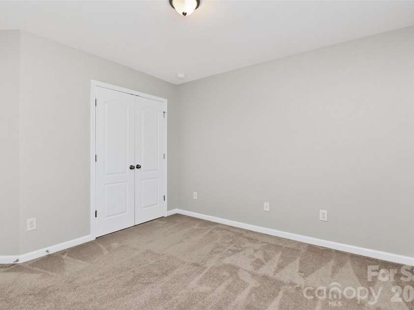 17320 Belmont Stakes Lane, Charlotte, NC 28278.  MLS# CAR4357373, YatesRealty ID 6378. 