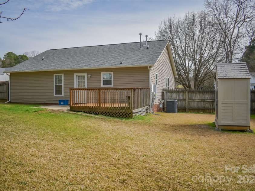 1660 Ashridge Road, Rock Hill, SC 29730.  MLS# CAR4227050, YatesRealty ID 6379. 