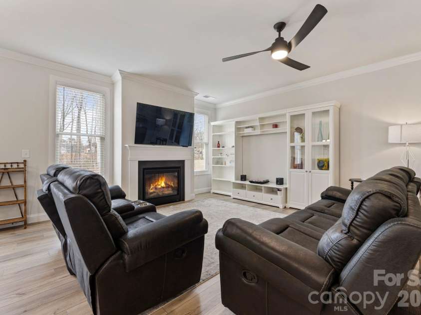 252 Hamrick Road, Cramerton, NC 28032.  MLS# CAR4353313, YatesRealty ID 6379. 