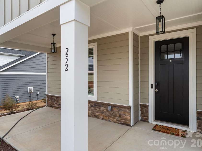 252 Hamrick Road, Cramerton, NC 28032.  MLS# CAR4353313, YatesRealty ID 6379. 