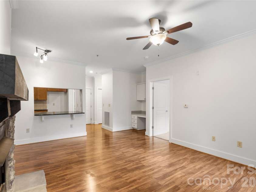 9 Kenilworth Knoll, Asheville, NC 28805.  MLS# CAR4388816, YatesRealty ID 6380. Multi-purpose Tech Area