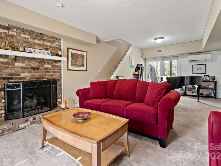 30 Red Oak Forest Road, Fairview, NC 28730.  MLS# CAR4247344, YatesRealty ID 6381. 