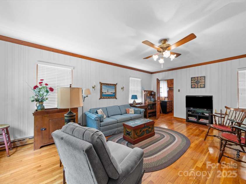 208 Park Avenue, Wadesboro, NC 28170.  MLS# CAR4243171, YatesRealty ID 6383. 