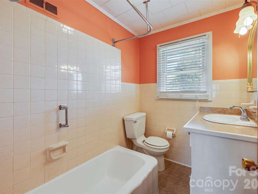 116 Crest Street, Mount Holly, NC 28120.  MLS# CAR4359748, YatesRealty ID 6384. 
