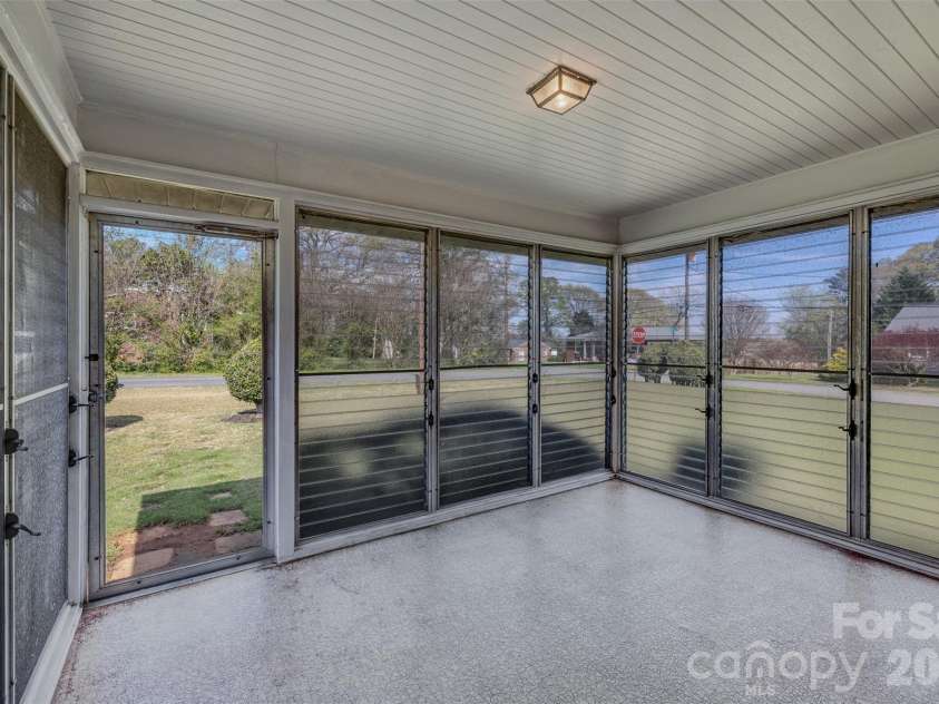 116 Crest Street, Mount Holly, NC 28120.  MLS# CAR4359748, YatesRealty ID 6384. 