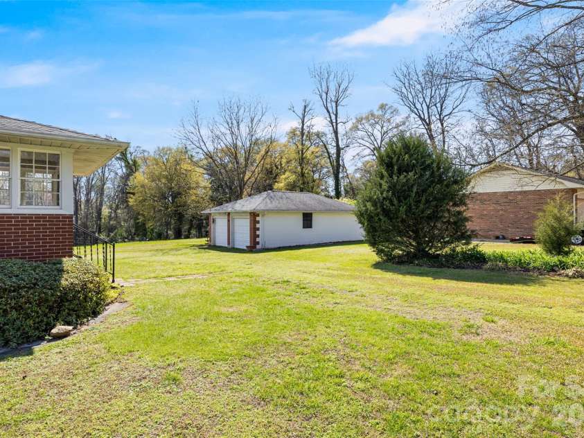 116 Crest Street, Mount Holly, NC 28120.  MLS# CAR4359748, YatesRealty ID 6384. 