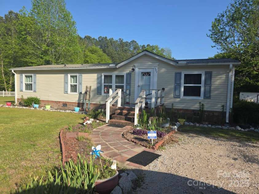 927 Miles Road, Jefferson, SC 29718.  MLS# CAR4247335, YatesRealty ID 6385. Front