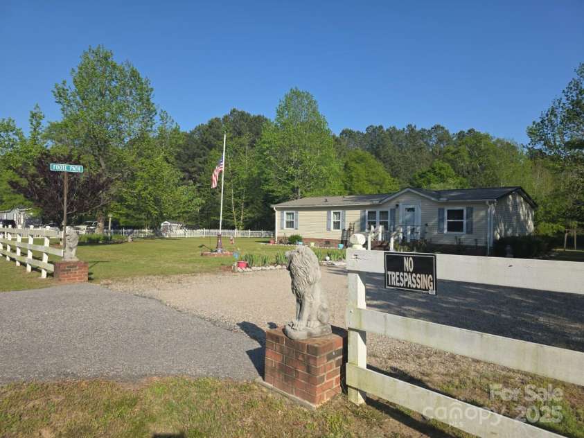 927 Miles Road, Jefferson, SC 29718.  MLS# CAR4247335, YatesRealty ID 6385. Welcome to 927 Miles Rd.