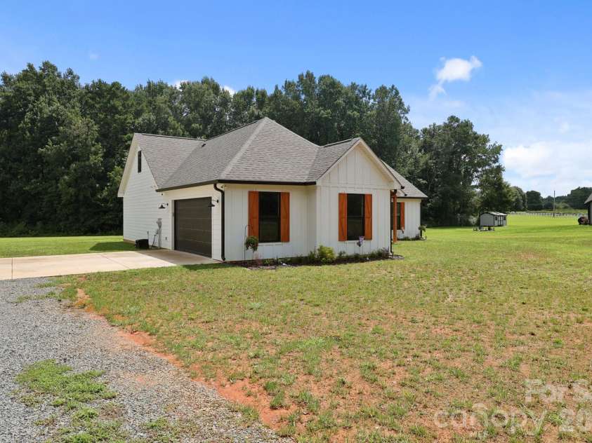 28160 Austin Road, Albemarle, NC 28001.  MLS# CAR4359296, YatesRealty ID 6386. 